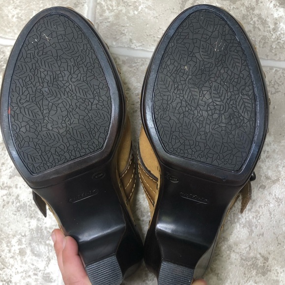 New condition: Genuine Suede Mules by Nurture sz 6 - Picture 6 of 6